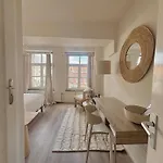 Milk And Cookies フェンロー