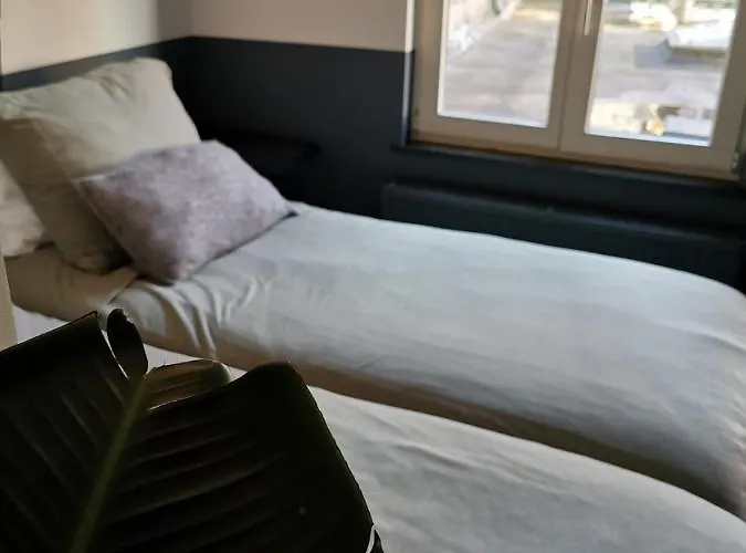 Milk And Cookies Bed and Breakfast 3*