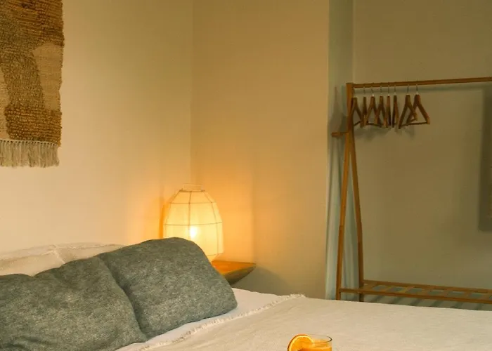 Bed and Breakfast Milk And Cookies 3*