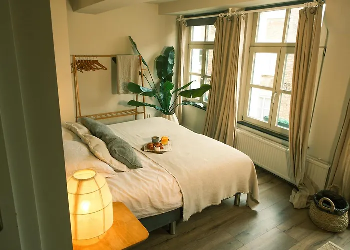 Milk And Cookies Bed & Breakfast 3*