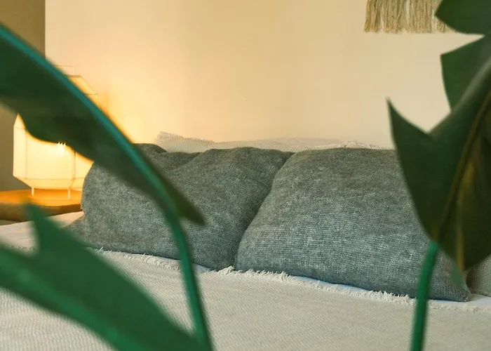 Bed & Breakfast Milk And Cookies 3*