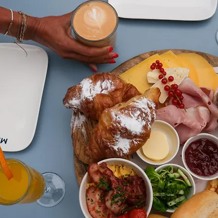 Milk And Cookies Couette-café